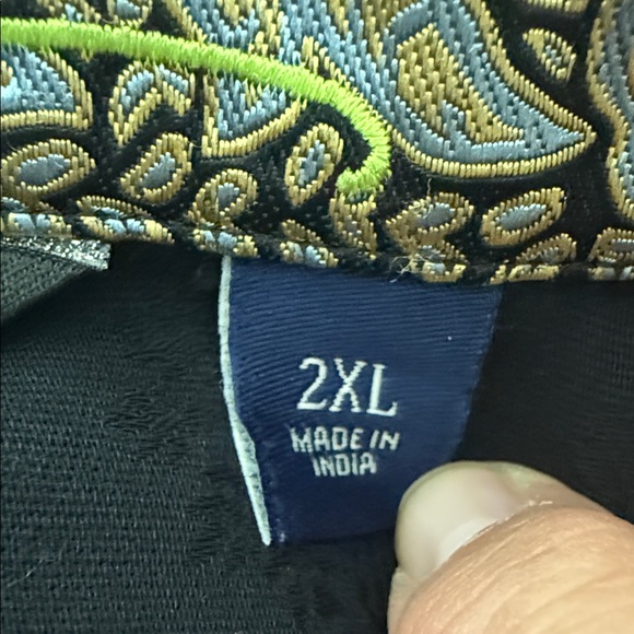 Robert Graham Charcoal Embroidered Shirt - Picture 7 of 7